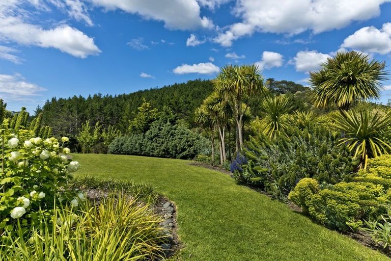 Photo of property in 218 Mcpike Road, Waimauku, 0883