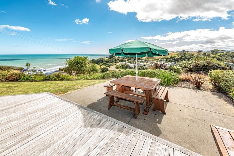 Photo of property in 111 Peat Avenue, Kai Iwi, Whanganui, 4574