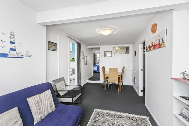 Photo of property in 7 Miramar Road North, Miramar, Wellington, 6022