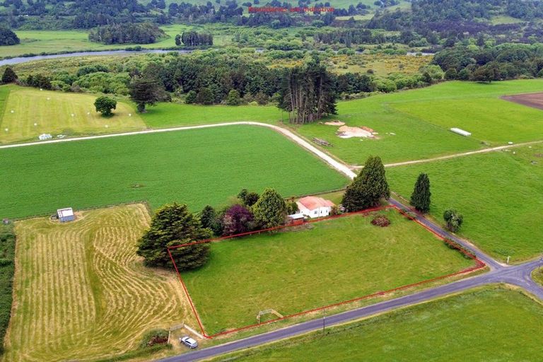 Photo of property in 19 Tio Street, Kakahi, 3989