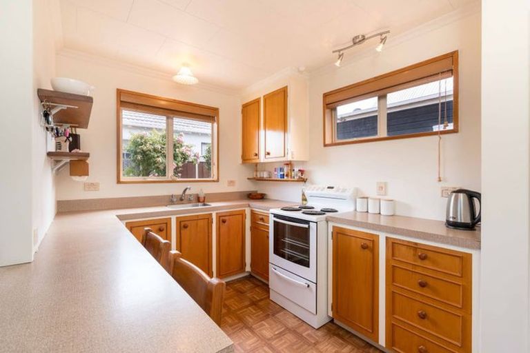 Photo of property in 86 Bay View Road, South Dunedin, Dunedin, 9012