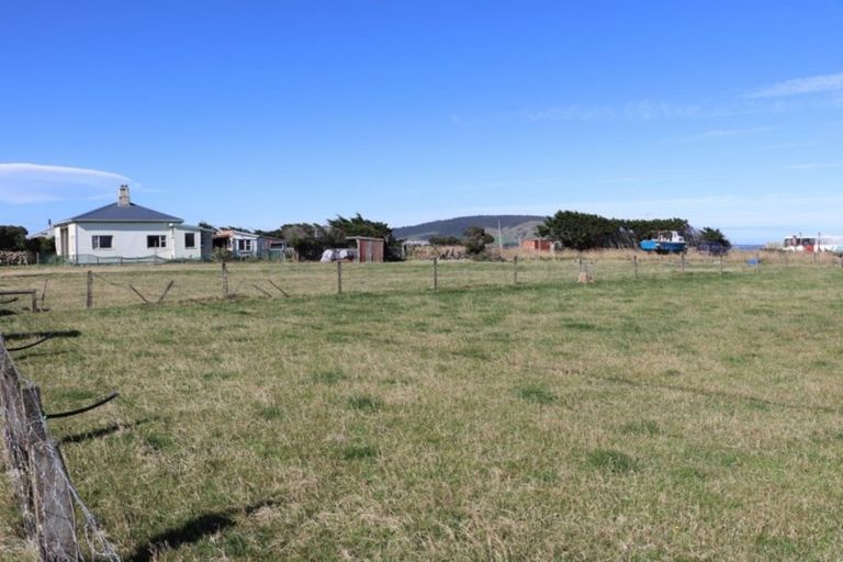 Photo of property in 67 Stafford Street, Orepuki, Riverton, 9881