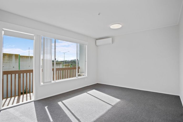 Photo of property in 34b Parr Road South, Point Chevalier, Auckland, 1025