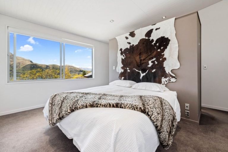 Photo of property in 4 Silverwood Lane, Kawarau Falls, Queenstown, 9300