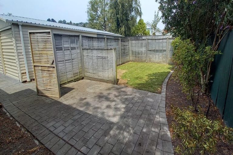 Photo of property in 60 Sandwich Road, Beckenham, Christchurch, 8023