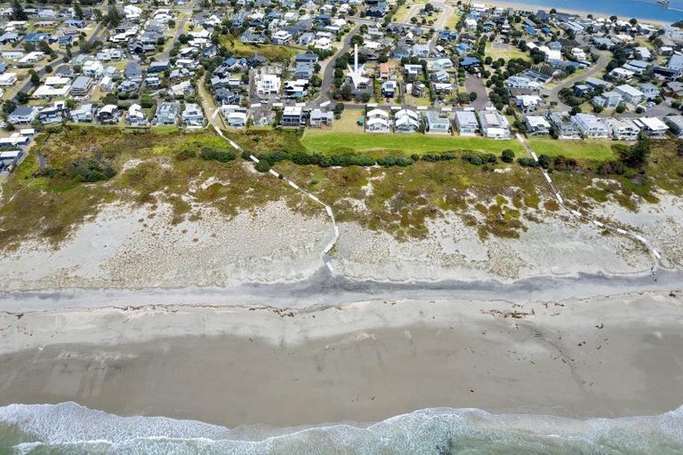 Photo of property in 19 Lagoon Way, Omaha, 0986