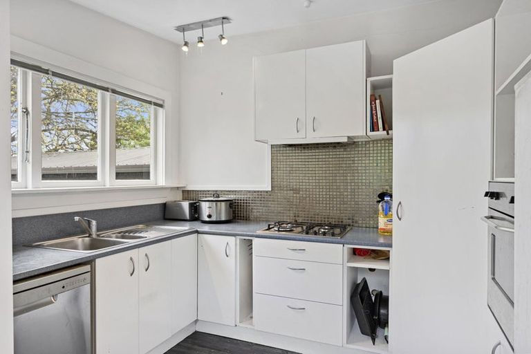 Photo of property in 66 Caledonian Road, St Albans, Christchurch, 8014