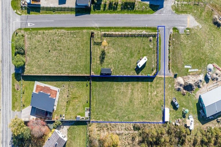 Photo of property in 8 Kaylea Lane, Millers Flat, 9572