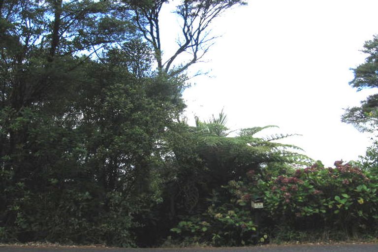 Photo of property in 69 Takahe Road, Titirangi, Auckland, 0604