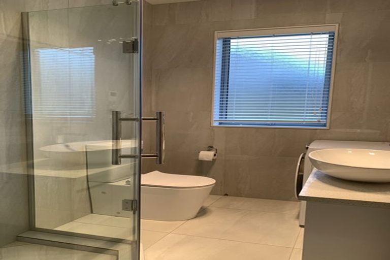 Photo of property in 4 Corveen Road, Flat Bush, Auckland, 2019