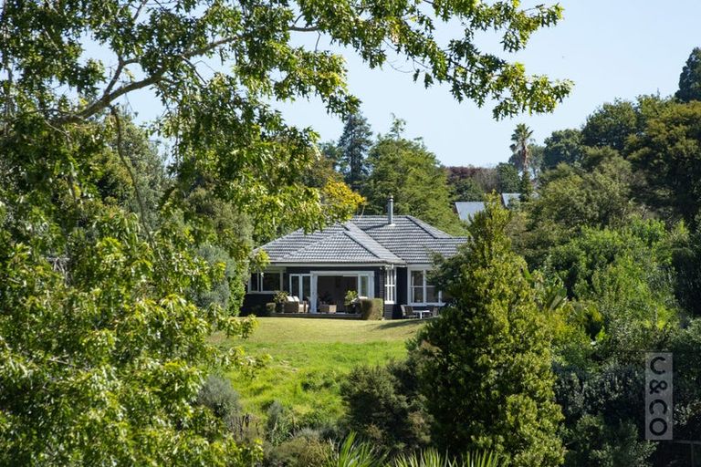 Photo of property in 11 Elliot Street, Riverhead, 0820