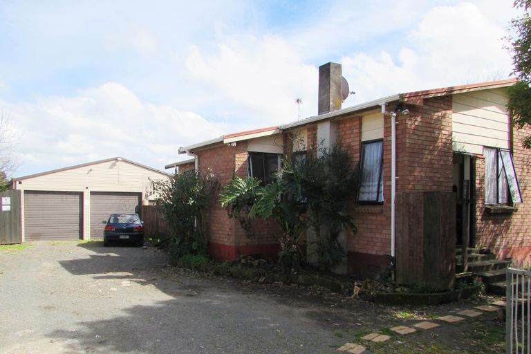 Photo of property in 2/24 Cosgrave Road, Papakura, 2110