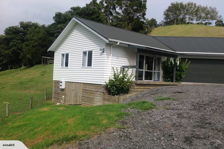 Photo of property in 100a Downer Access Road, Kaukapakapa, 0873