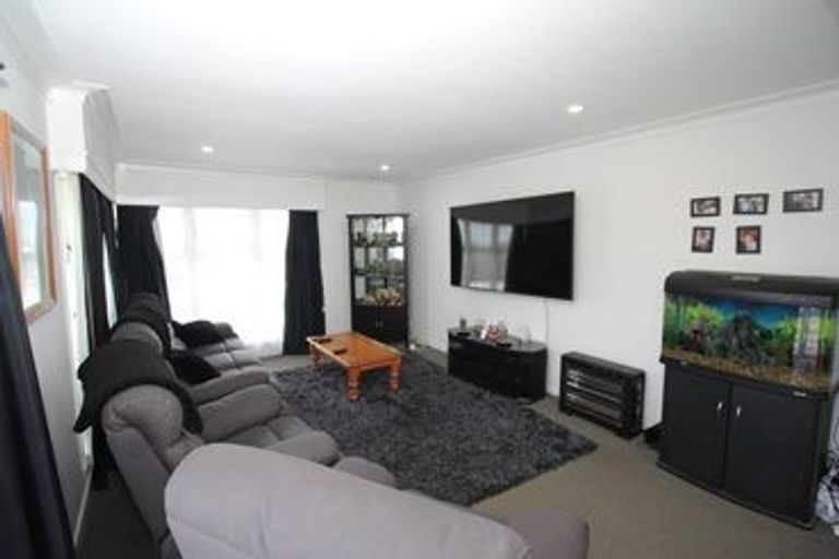 Photo of property in 27 Claude Road, Hillpark, Auckland, 2102