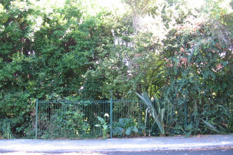 Photo of property in 1 Marama Street, Torbay, Auckland, 0630