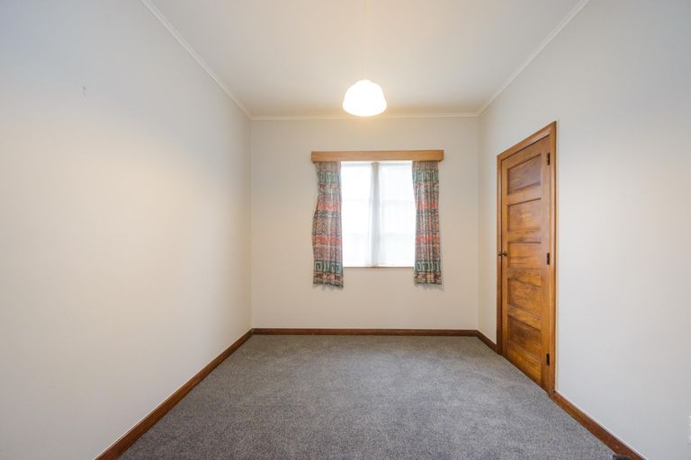 Photo of property in 4 Savage Crescent, West End, Palmerston North, 4412