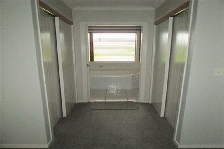 Photo of property in 16 San Clemento Way, Rototuna, Hamilton, 3210