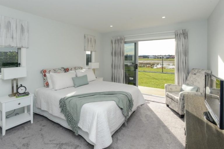 Photo of property in 33 Aparima Place, Awatoto, Napier, 4110