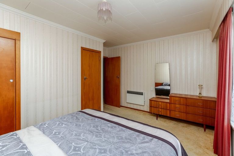 Photo of property in 2/305 Devon Street West, New Plymouth, 4310