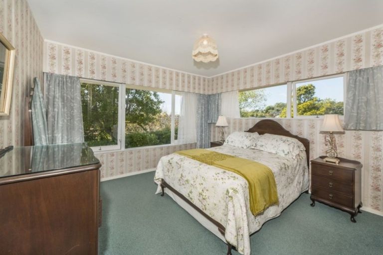 Photo of property in 19 Maxwelton Drive, Mairangi Bay, Auckland, 0630