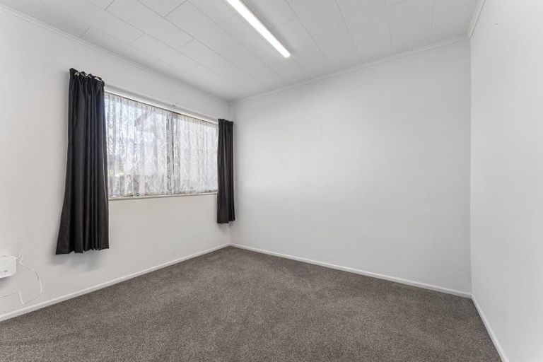 Photo of property in 2/8 Parker Avenue, Levin, 5510