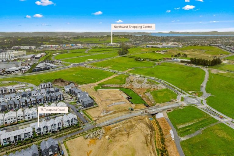Photo of property in 75 Tarapuka Road, Westgate, Auckland, 0814