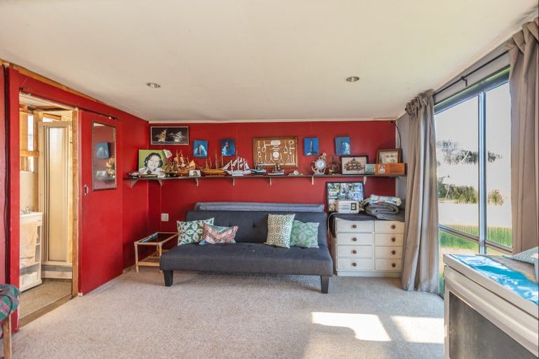 Photo of property in 25 Himatangi Street, Himatangi Beach, Foxton, 4891
