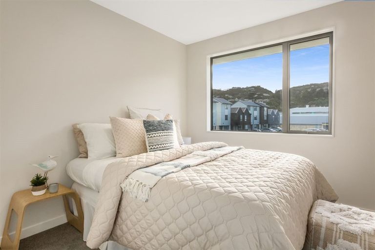 Photo of property in 21 John Street, Stokes Valley, Lower Hutt, 5019