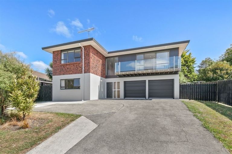 Photo of property in 19 Palmyra Way, Half Moon Bay, Auckland, 2012