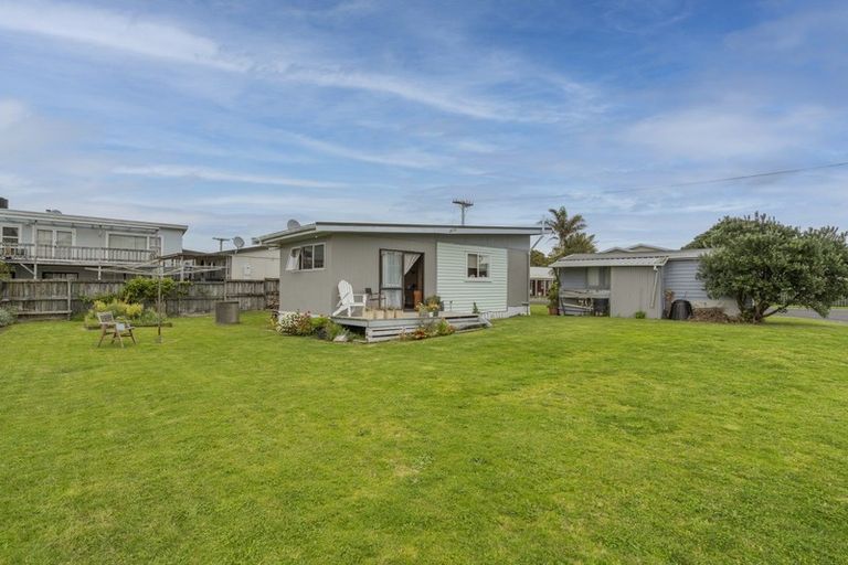 Photo of property in 239 Cook Drive, Whitianga, 3510