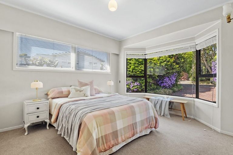 Photo of property in 8 Terrylyn Drive, Hillcrest, Auckland, 0627