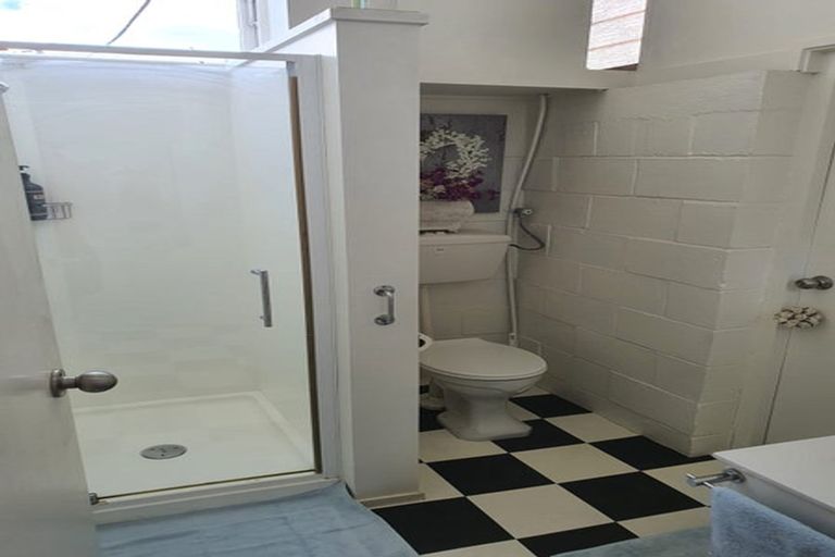 Photo of property in 44 Napier Road, Havelock North, 4130