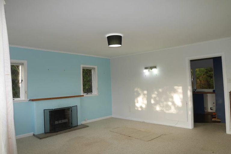 Photo of property in 82 Cluny Road, Plimmerton, Porirua, 5026