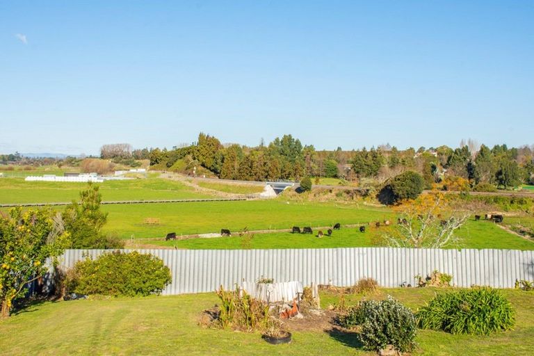 Photo of property in 8 Lee Street, Te Puke, 3119