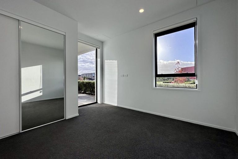 Photo of property in 4/81g Mapou Road, Hobsonville, Auckland, 0616