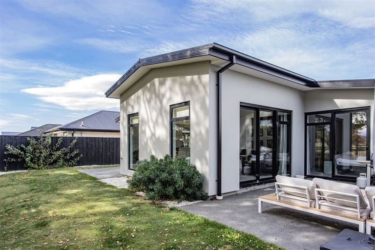 Photo of property in 7 Crossley Avenue, Woodend, 7610