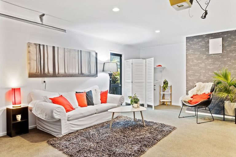 Photo of property in 120a Awaruku Road, Torbay, Auckland, 0630