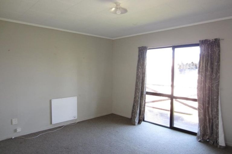 Photo of property in 1 Silkwood Lane, Melville, Hamilton, 3206