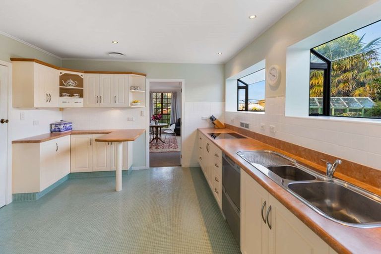 Photo of property in 27 Great North Road, Saint Johns Hill, Whanganui, 4501