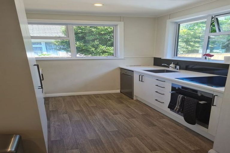 Photo of property in 73 Seddon Street, Takaro, Palmerston North, 4412