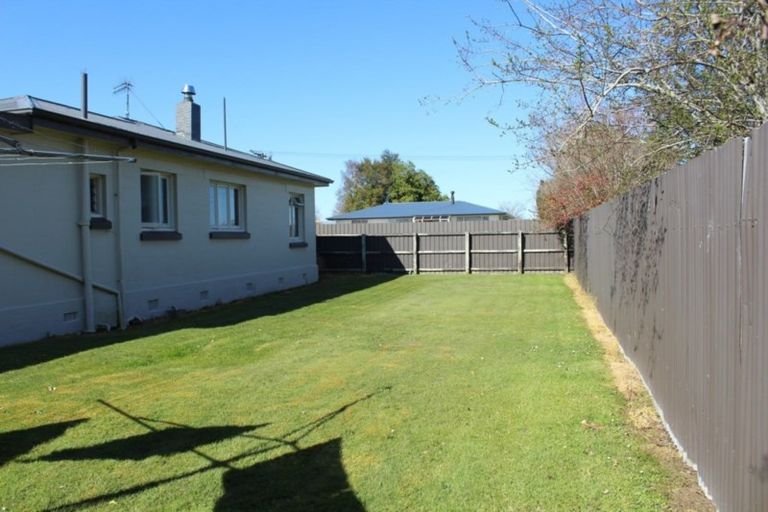 Photo of property in 2 Hillary Street, Winton, 9720