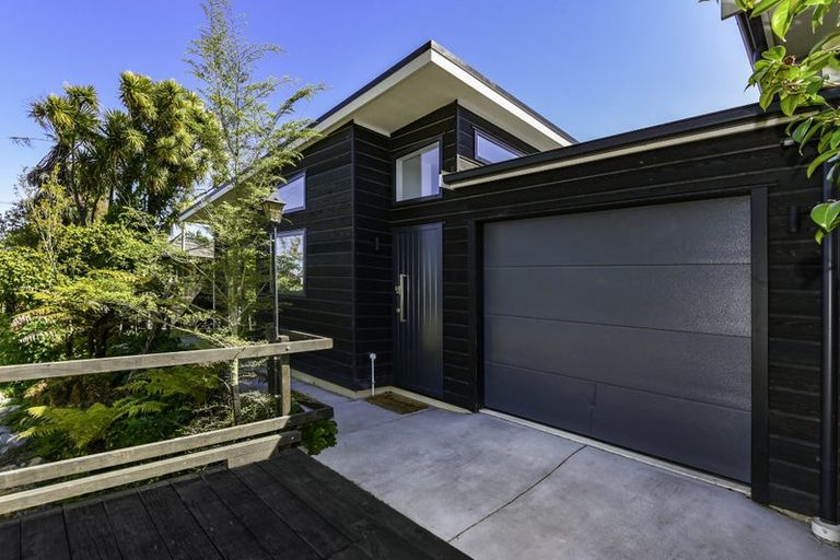 Photo of property in 1/171 Stapletons Road, Richmond, Christchurch, 8013