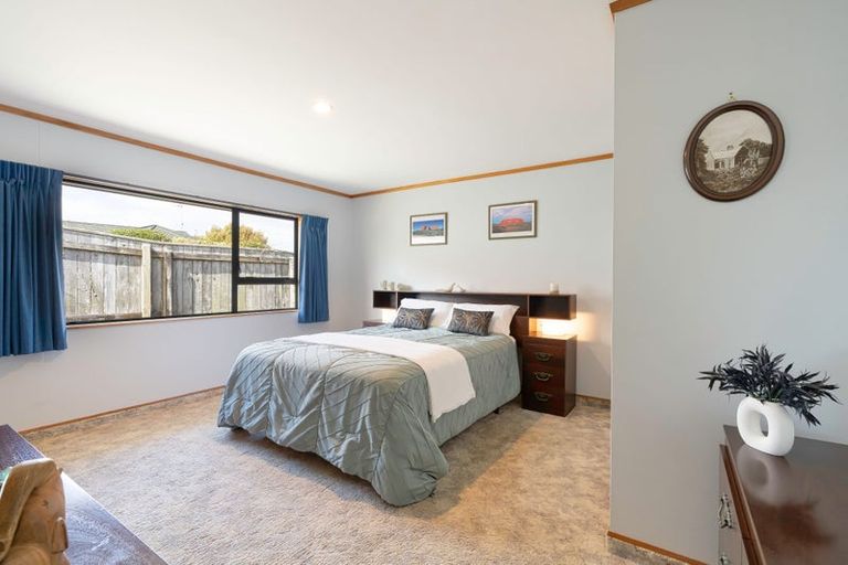 Photo of property in 74 Cedar Drive, Paraparaumu Beach, Paraparaumu, 5032