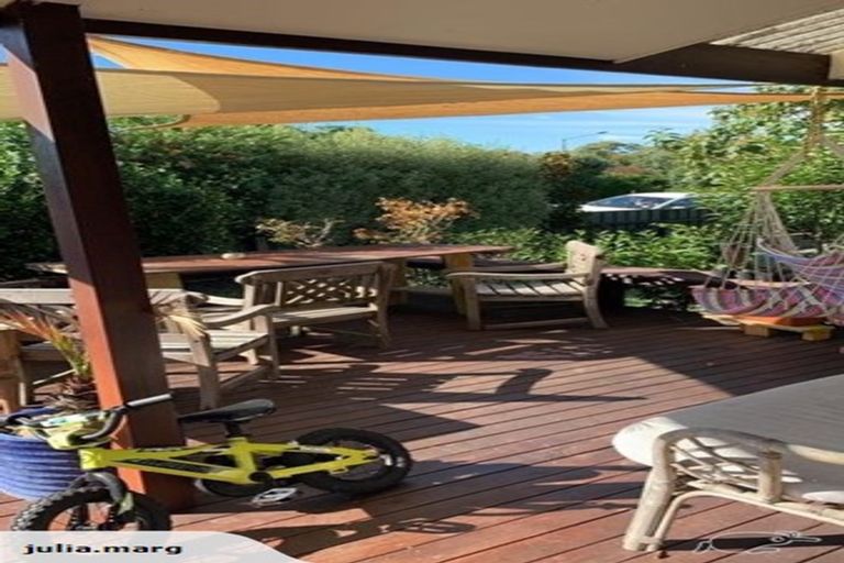 Photo of property in 138 Beach Road, Haumoana, 4102