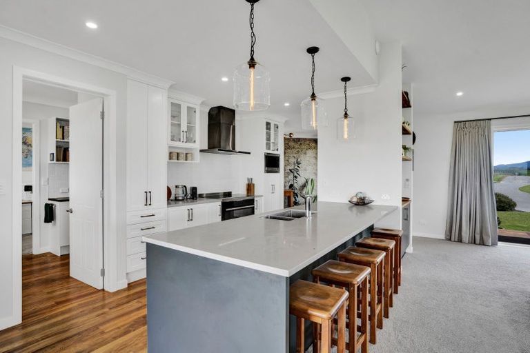 Photo of property in 32 Bird Road, Bird Road, Stratford, 4393