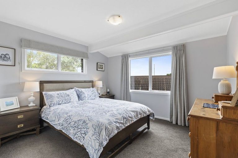 Photo of property in 6 Hindipur Terrace, Broadmeadows, Wellington, 6035
