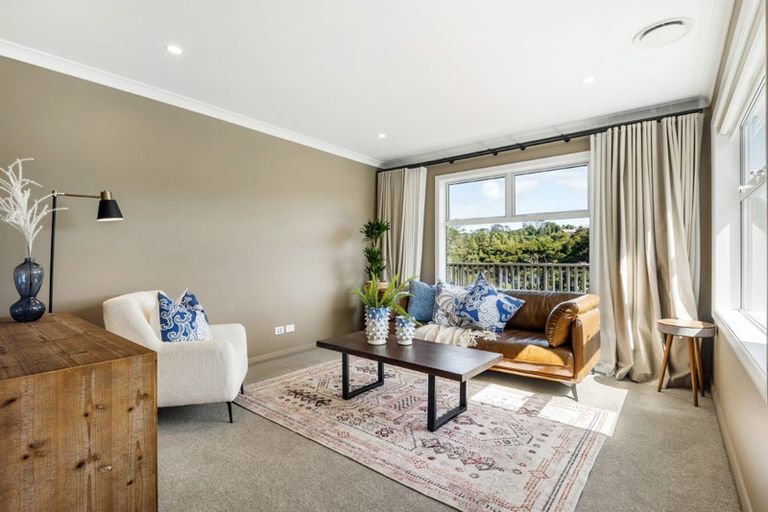 Photo of property in 9 Kukupa Lane, Long Bay, Auckland, 0630