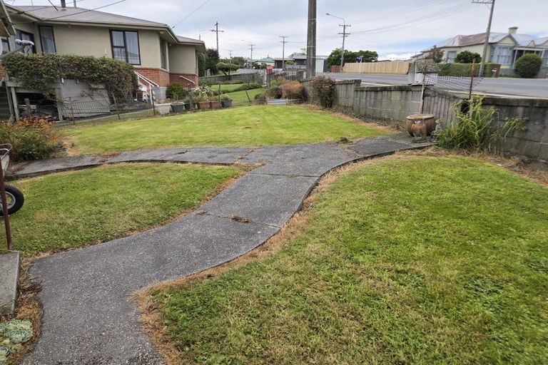 Photo of property in 221 Clyde Street, Balclutha, 9230