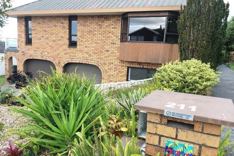 Photo of property in 211 Fairway Drive, Te Kamo, Whangarei, 0112