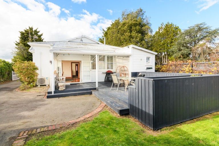 Photo of property in 70 Linton Street, West End, Palmerston North, 4410